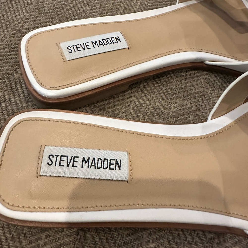 Steve Madden White Slide Sandals - Picture 3 of 6